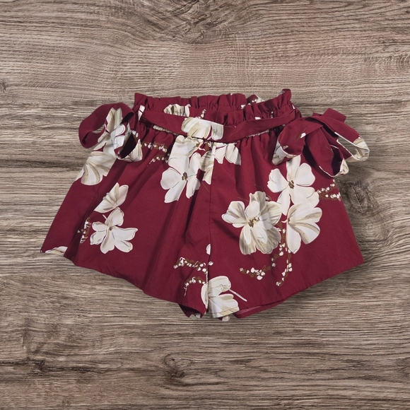 SHEIN Burgundy Floral Paper Bag Waist Shorts Size Med - Picture 1 of 5